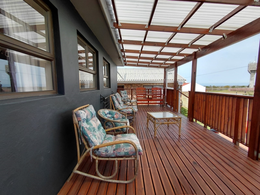 3 Bedroom Property for Sale in C Place Eastern Cape